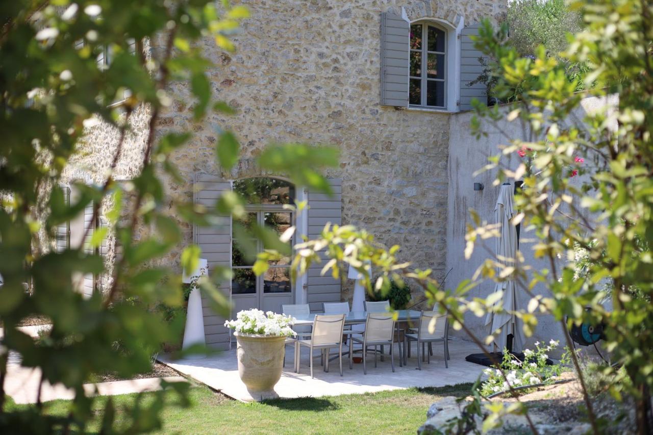 L'Elegante Bastide En Pierre Avec Vue Sur Le Vieux Village De Mougins Eksteriør billede